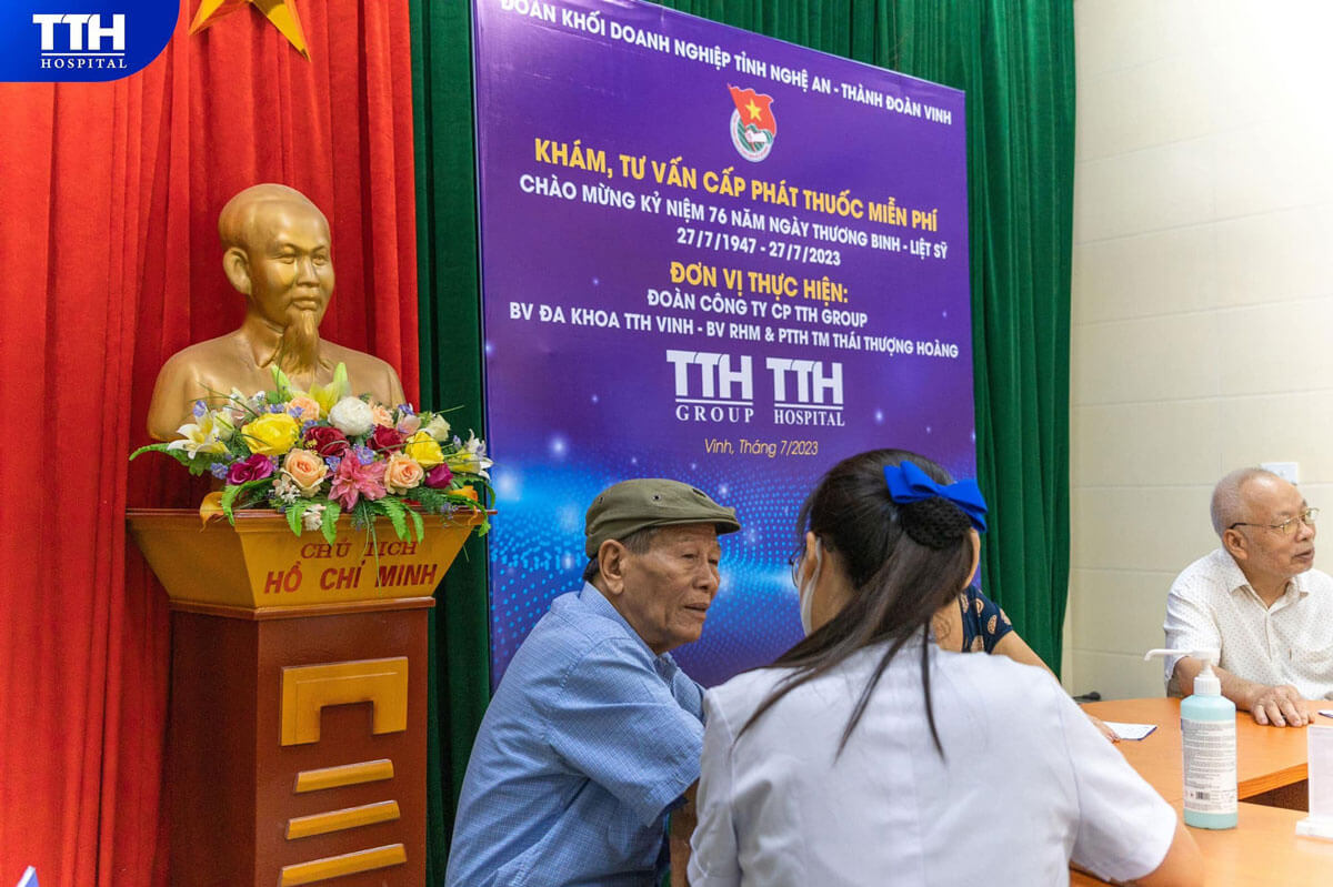 Bệnh viện Thái Thượng Hoàng tổ chức khám, tư vấn, cấp phát thuốc miễn phí