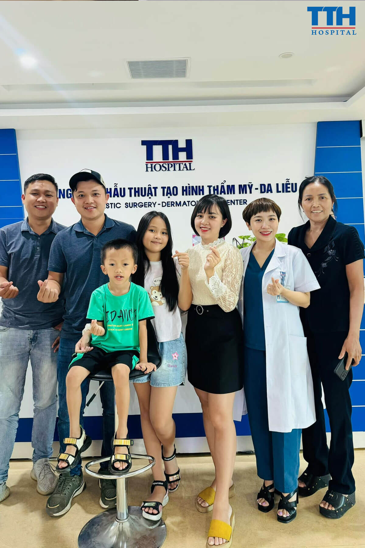 Đánh giá và phản hồi của khách hàng