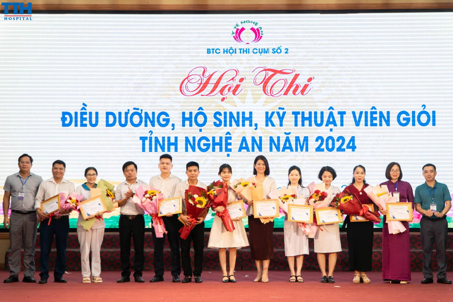 Bệnh viện Thái Thượng Hoàng đã thể hiện xuất sắc cả ở phần thi chuyên môn và phần thi tài năng