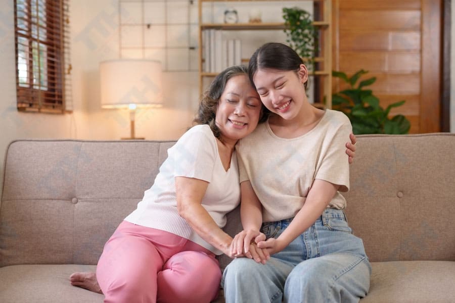 Các Yếu Tố Ảnh Hưởng Đến Sự Phát Triển Ngực