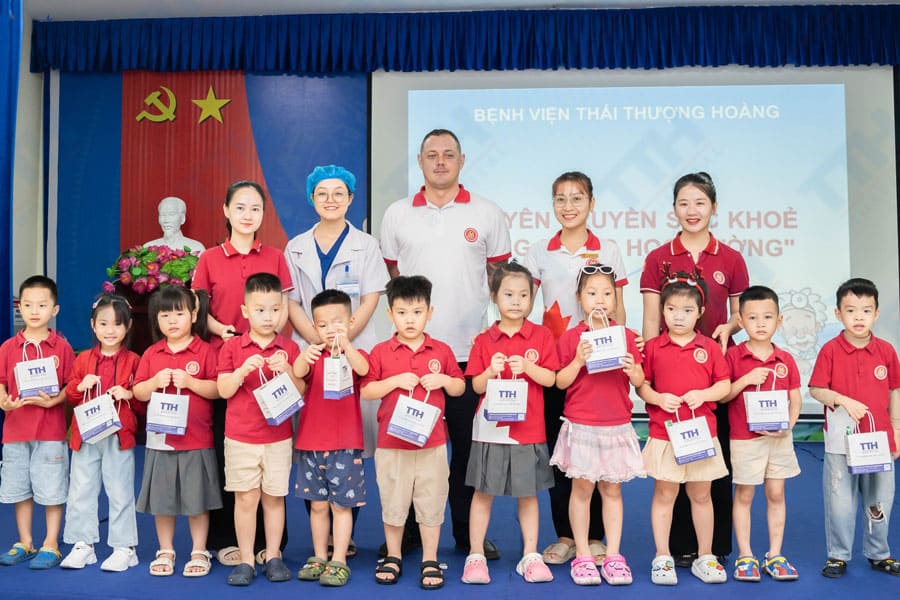 Cam Kết Vì Sức Khỏe và Nụ Cười Của Bé