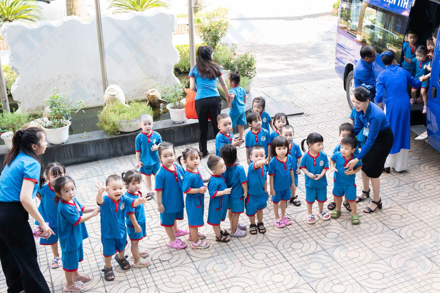 Chào đón những vị khách đặc biệt