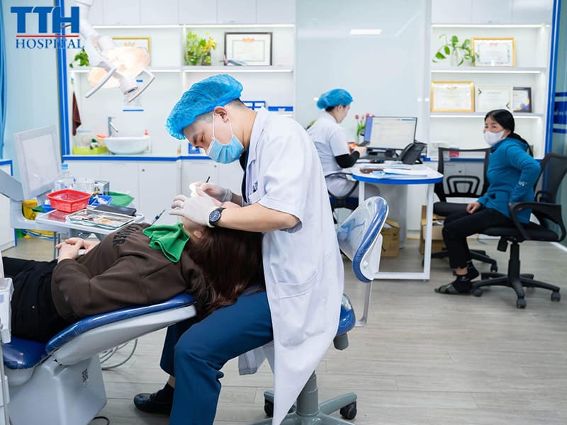 Chọn bác sĩ nha khoa uy tín