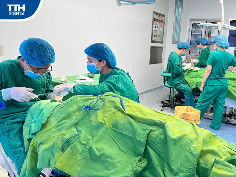 Công nghệ nâng ngực nội soi hiện đại, hiệu quả