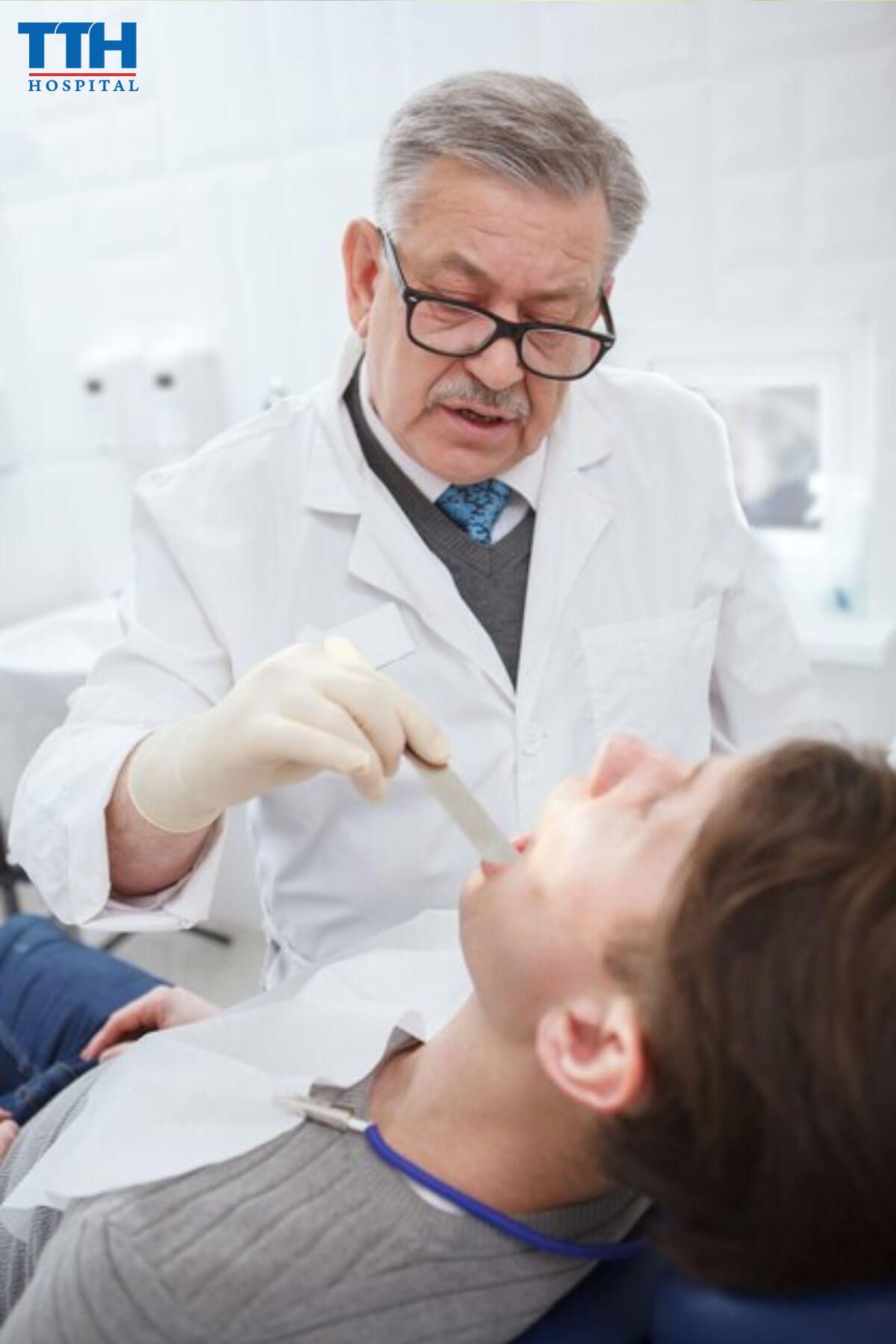 Đánh giá, kiểm tra tình trạng xương hàm và răng miệng thật kỹ trước khi trồng răng implant tại Vinh, nghệ An