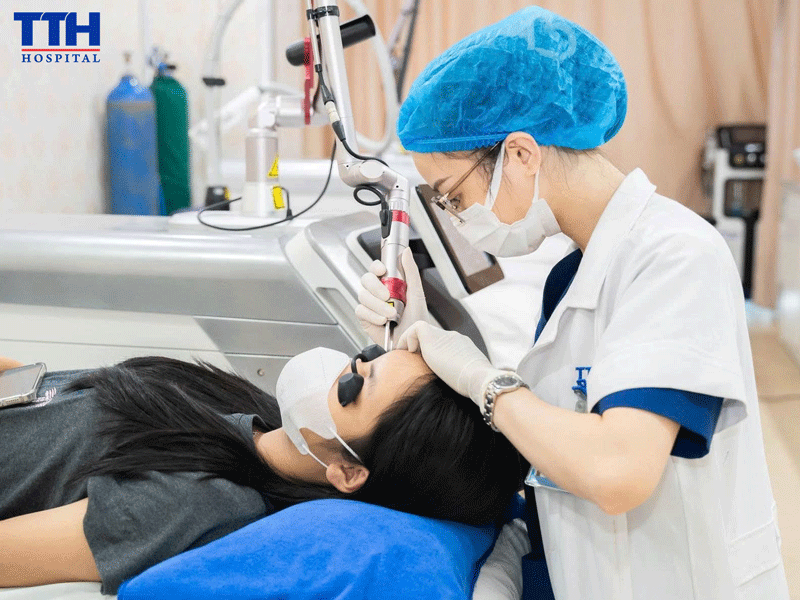 Điều trị sẹo rỗ tại Bệnh viện Thái Thượng Hoàng