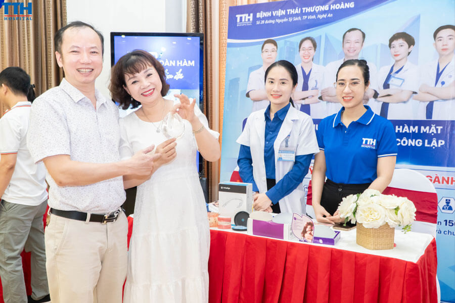 Hoạt động triển lãm và truyền thông