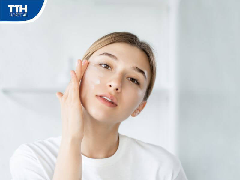 Kem chống nắng - Bước bắt buộc để ngăn lão hóa sớm