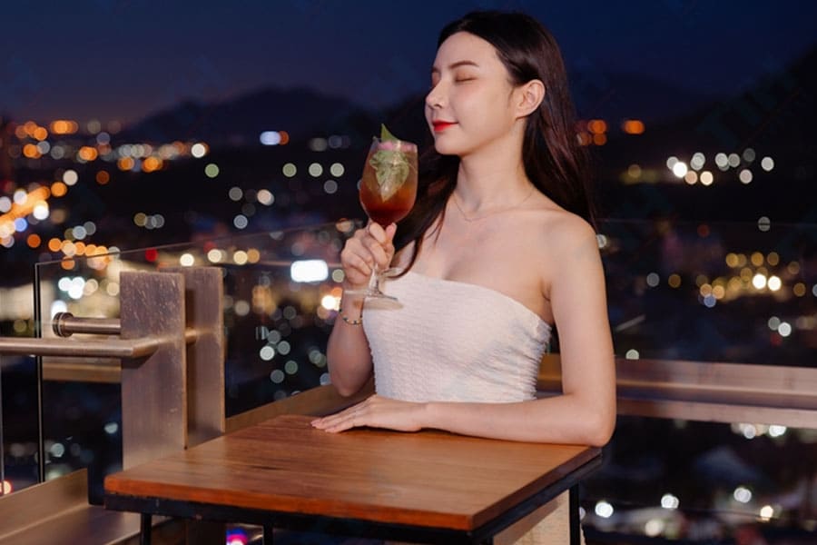 Lợi ích của việc nâng ngực trước khi sinh con