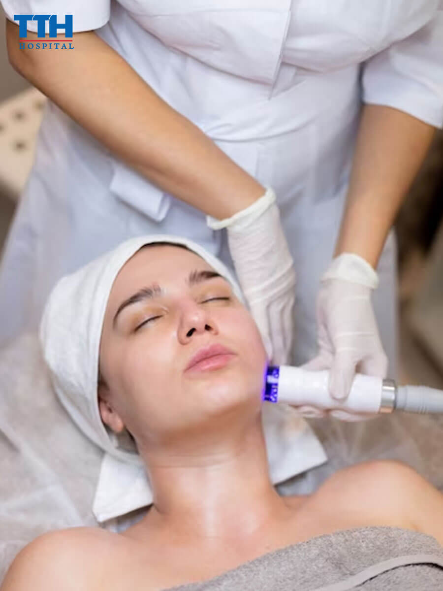 Lợi ích và tính an toàn của Laser CO2 Fractional trong trị sẹo