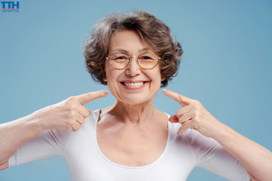 Lưu ý quan trọng trồng răng implant