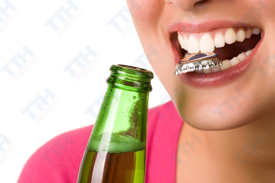 Những Thói Quen Xấu Gây Hại Cho Tủy Răng