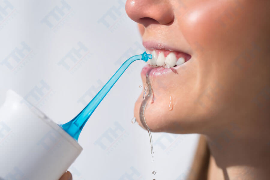 Sử dụng các sản phẩm chăm sóc răng miệng phù hợp