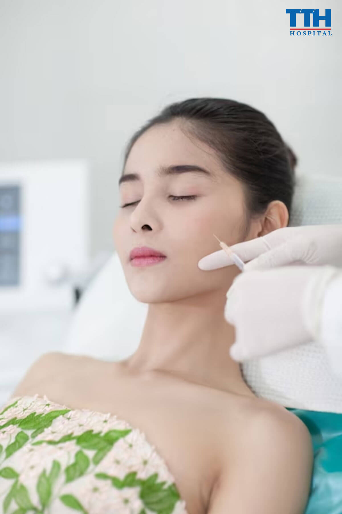 Tiêm filler giúp trẻ hóa da tại vinh