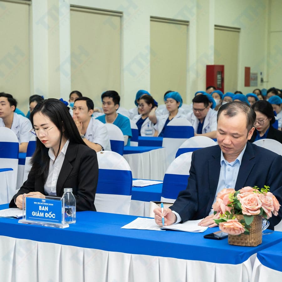 Bệnh Viện Thái Thượng Hoàng Tổ Chức Hội Nghị Sơ Kết Tháng 10