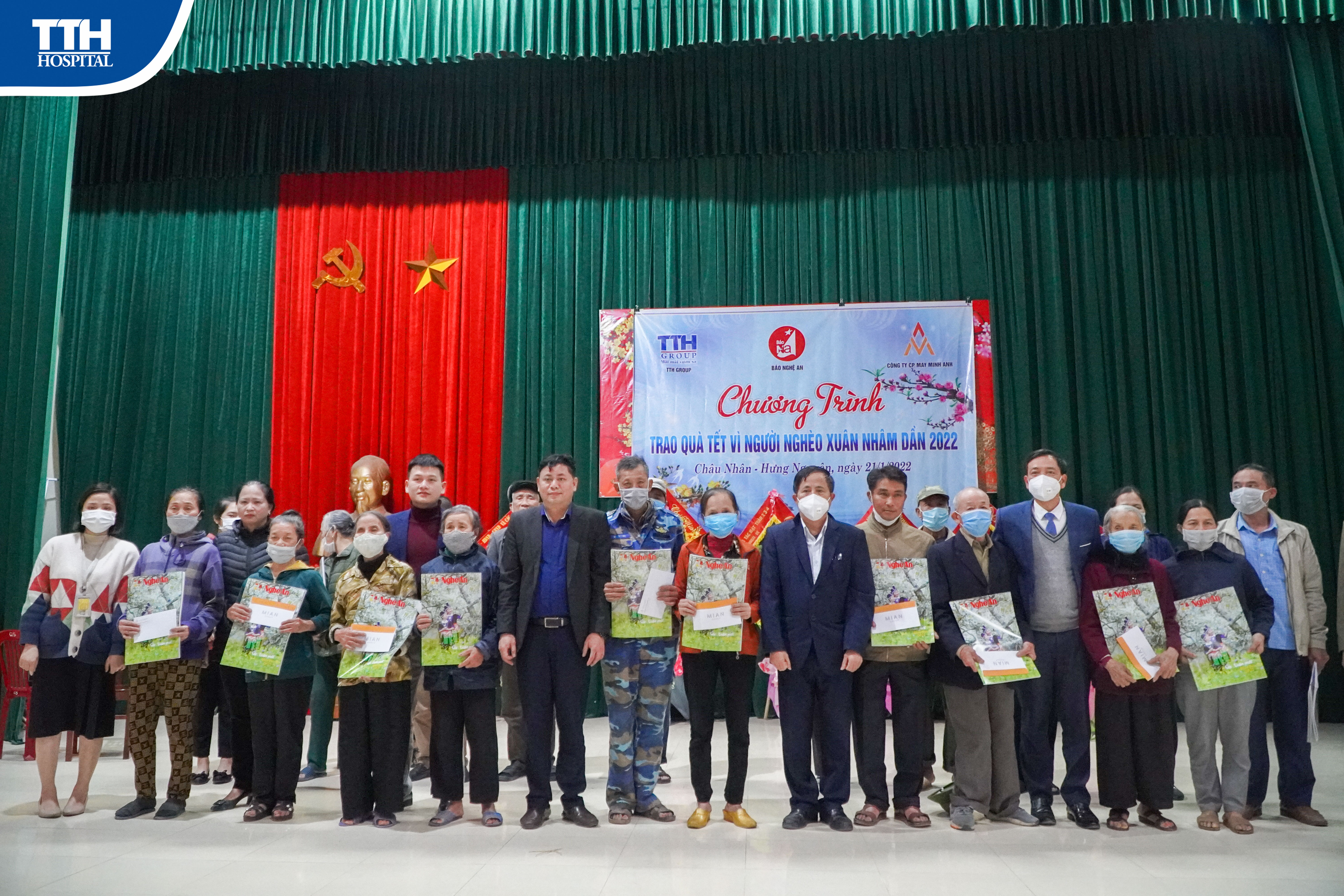 Chương trình trao quà Tết vì người nghèo Xuân Nhâm Dần 2022