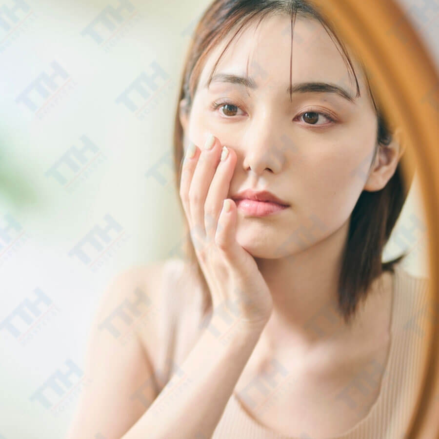 Hướng Dẫn Chăm Sóc Da Mùa Thu: Bảo Vệ Da Khỏi Thời Tiết Khô Hanh